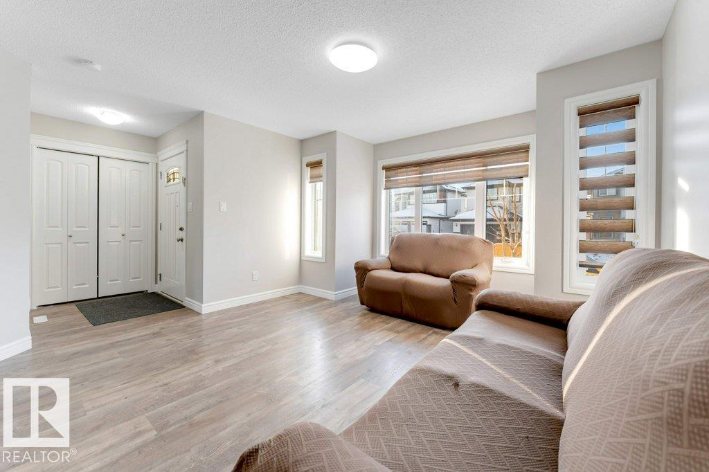 1423 24 St Nw, Edmonton, Alberta  T6T 2J7 - Photo 5 - E4471326