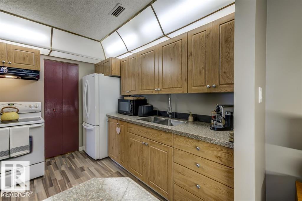 2346 151 Av Nw, Edmonton, Alberta  T5Y 2L1 - Photo 15 - E4471328