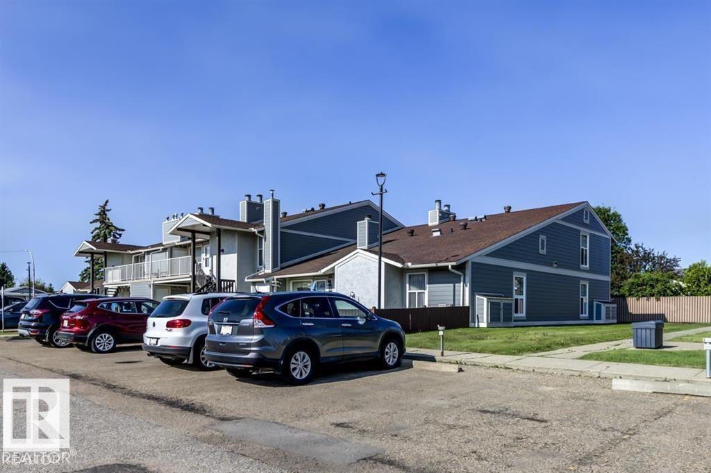 2346 151 Av Nw, Edmonton, Alberta  T5Y 2L1 - Photo 3 - E4471328