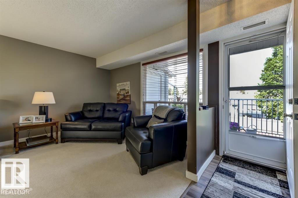 2346 151 Av Nw, Edmonton, Alberta  T5Y 2L1 - Photo 8 - E4471328