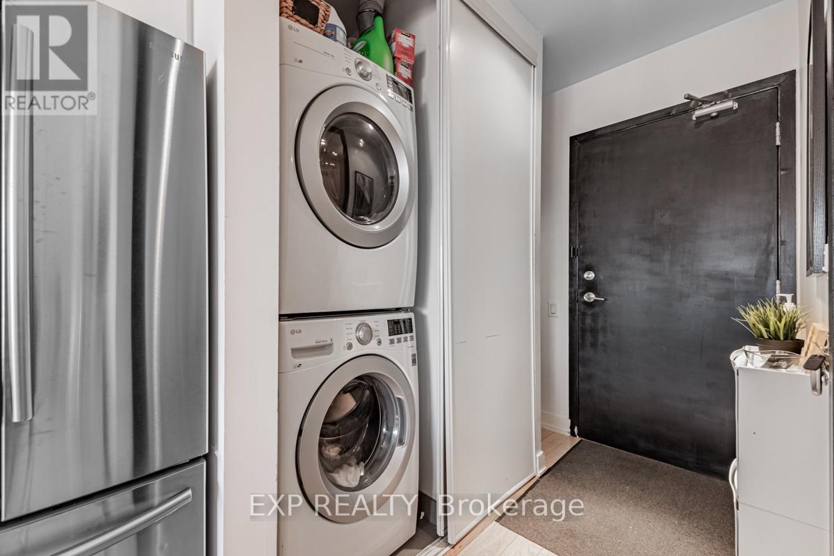 609 - 66 Portland Street, Toronto, Ontario  M5V 2M6 - Photo 24 - C12737198