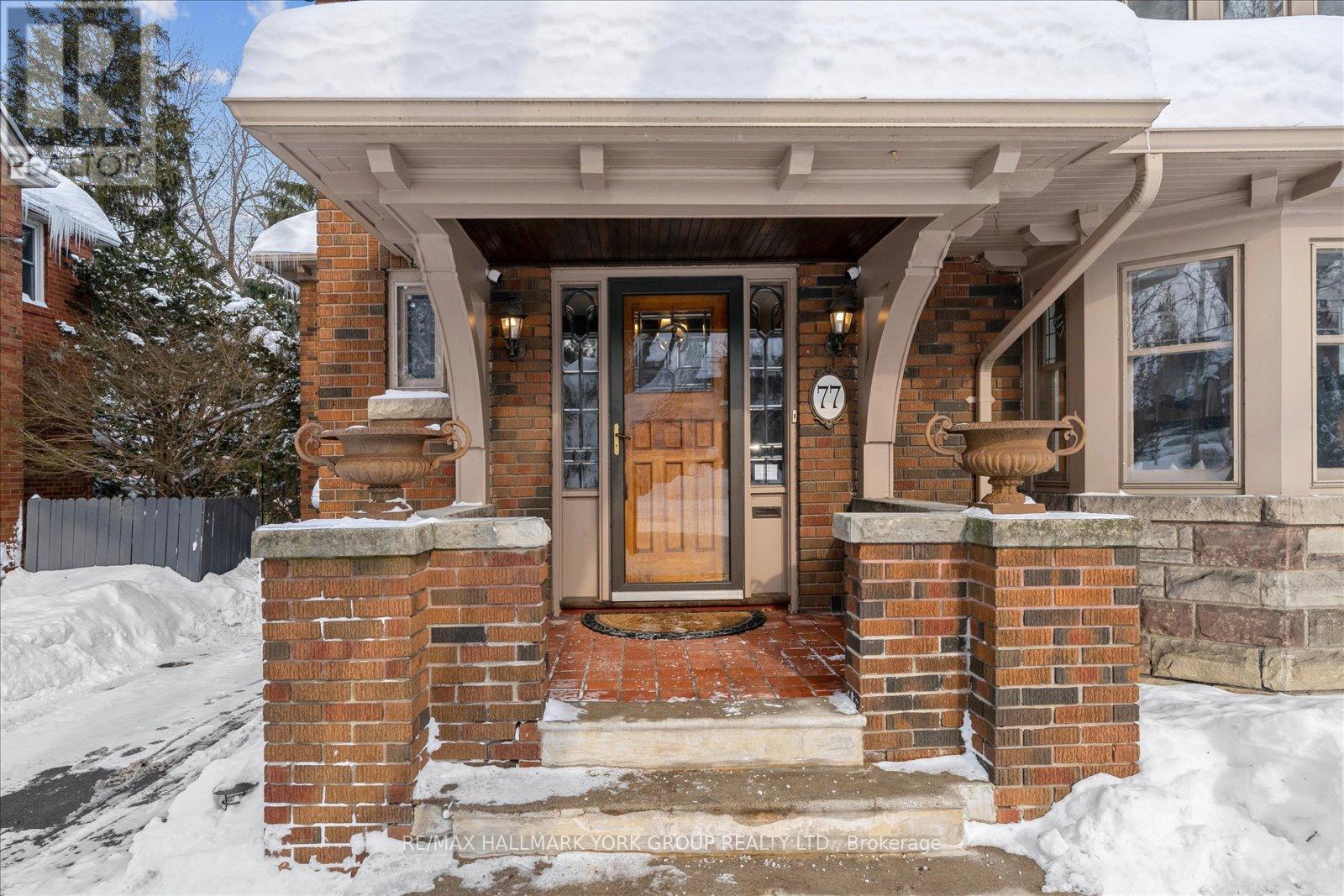 77 Joicey Boulevard, Toronto, Ontario  M5M 2T4 - Photo 3 - C12737226