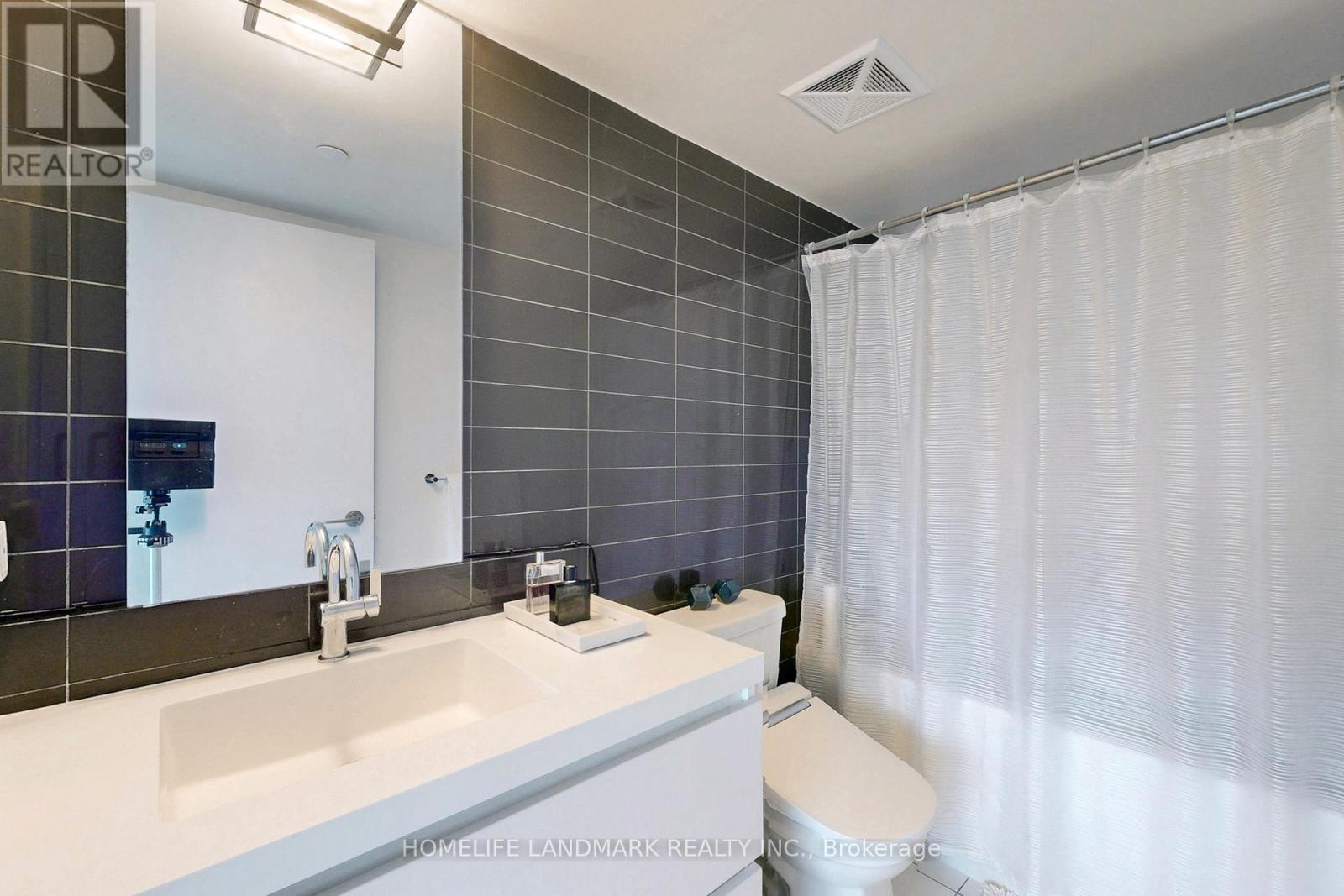 3206 - 85 Queens Wharf Road, Toronto, Ontario  M5V 0J9 - Photo 12 - C12737312