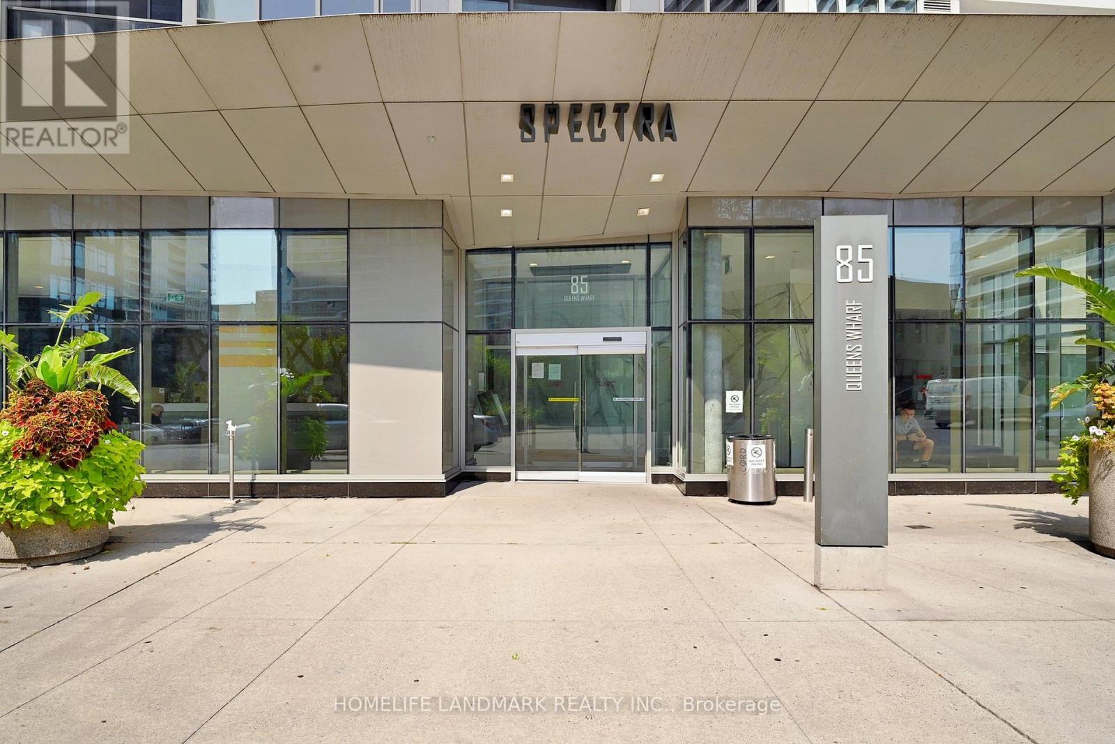 3206 - 85 Queens Wharf Road, Toronto, Ontario  M5V 0J9 - Photo 32 - C12737312