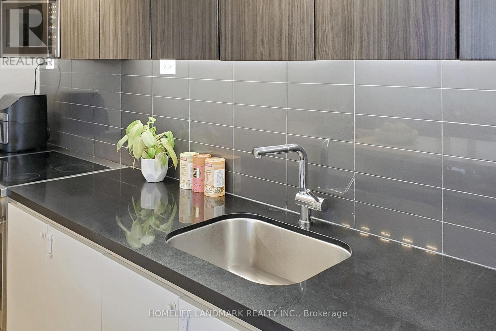 3206 - 85 Queens Wharf Road, Toronto, Ontario  M5V 0J9 - Photo 8 - C12737312