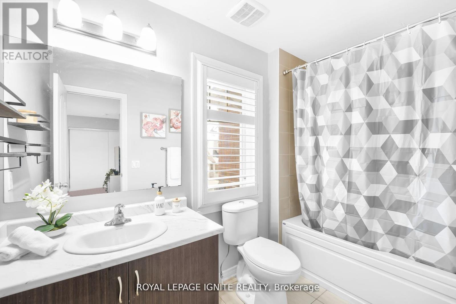 210 Blackwell Crescent, Oshawa, Ontario  L1L 0C9 - Photo 25 - E12737224