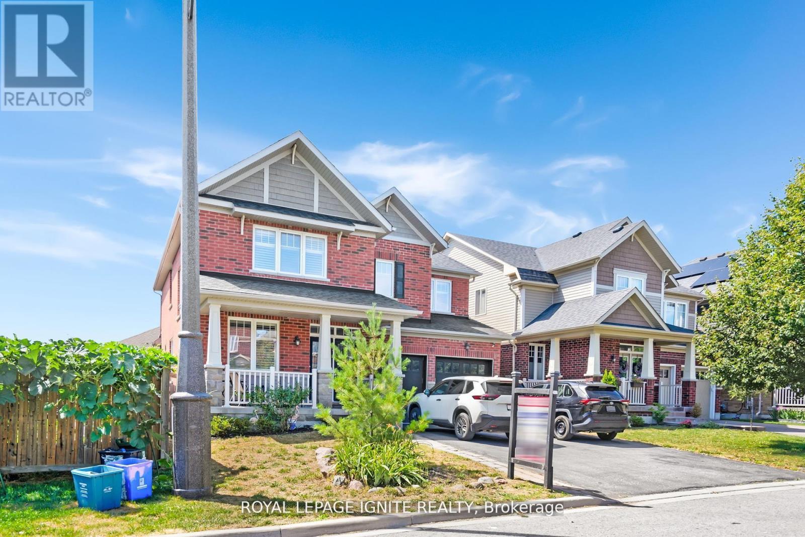 210 Blackwell Crescent, Oshawa, Ontario  L1L 0C9 - Photo 3 - E12737224