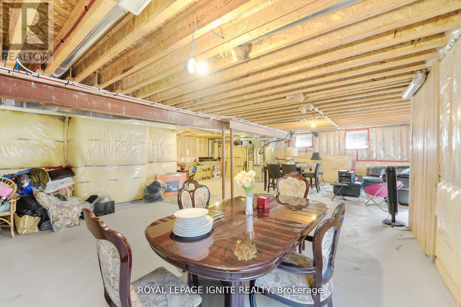 210 Blackwell Crescent, Oshawa, Ontario  L1L 0C9 - Photo 36 - E12737224