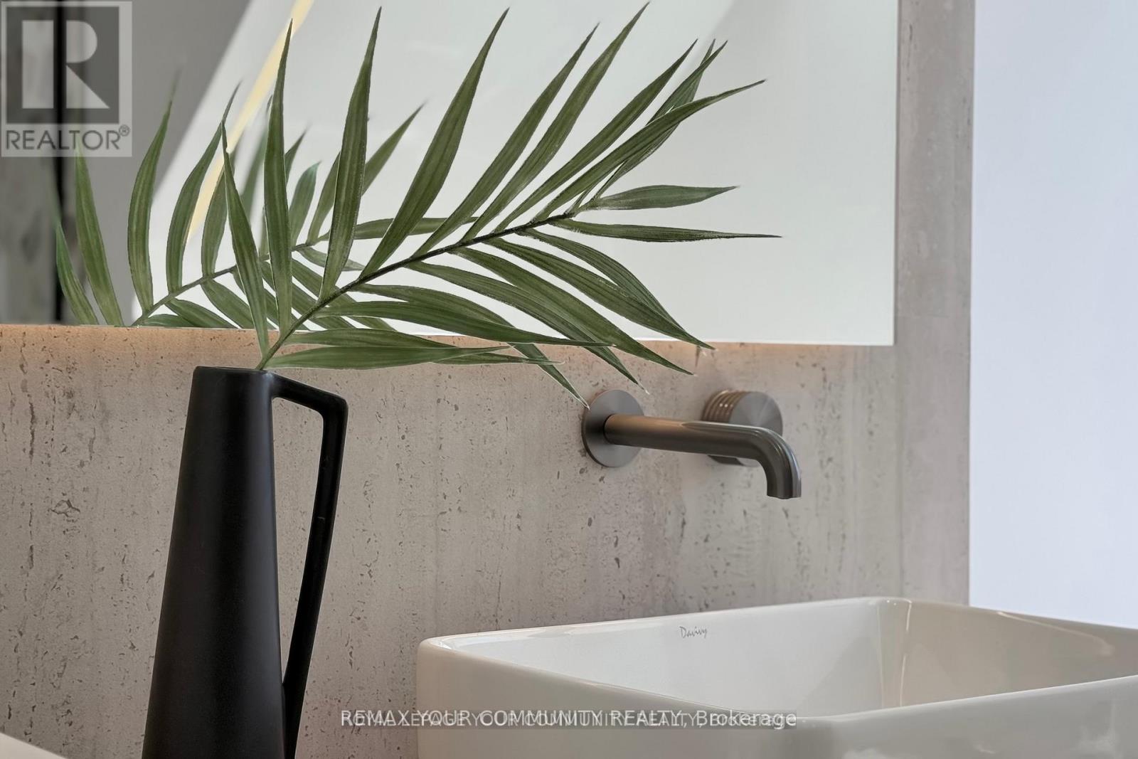 32 Endean Avenue, Toronto, Ontario  M4M 1W6 - Photo 32 - E12737260