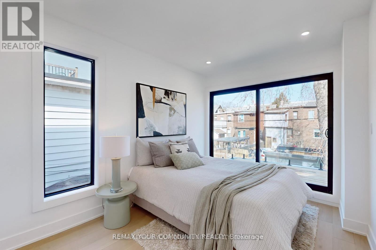 32 Endean Avenue, Toronto, Ontario  M4M 1W6 - Photo 19 - E12737270