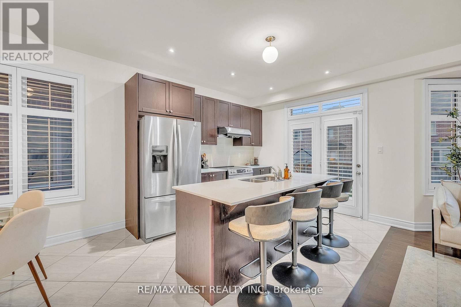 79 Algoma Drive, Vaughan, Ontario  L4H 4H6 - Photo 10 - N12737208