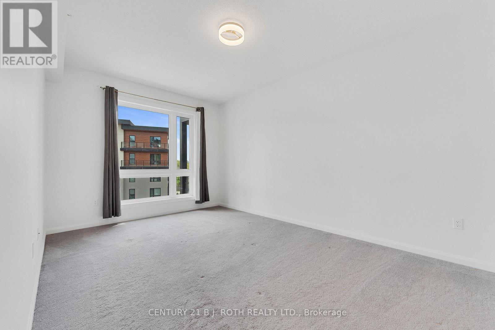 403 - 302 Essa Road, Barrie (0 West), Ontario  L9J 0H3 - Photo 26 - S12737178