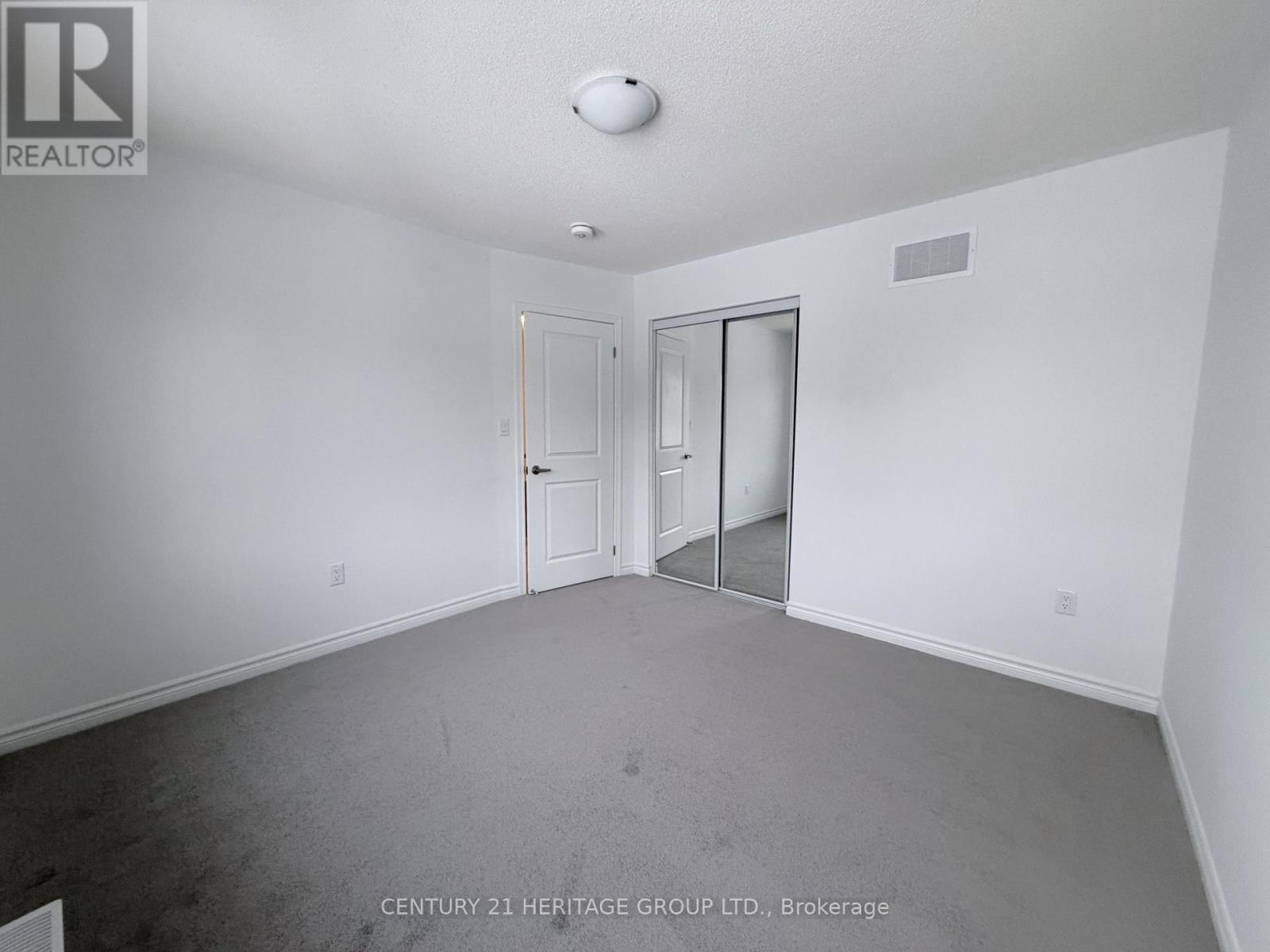 94 Vinewood Crescent, Barrie, Ontario  L9J 0B7 - Photo 11 - S12737244