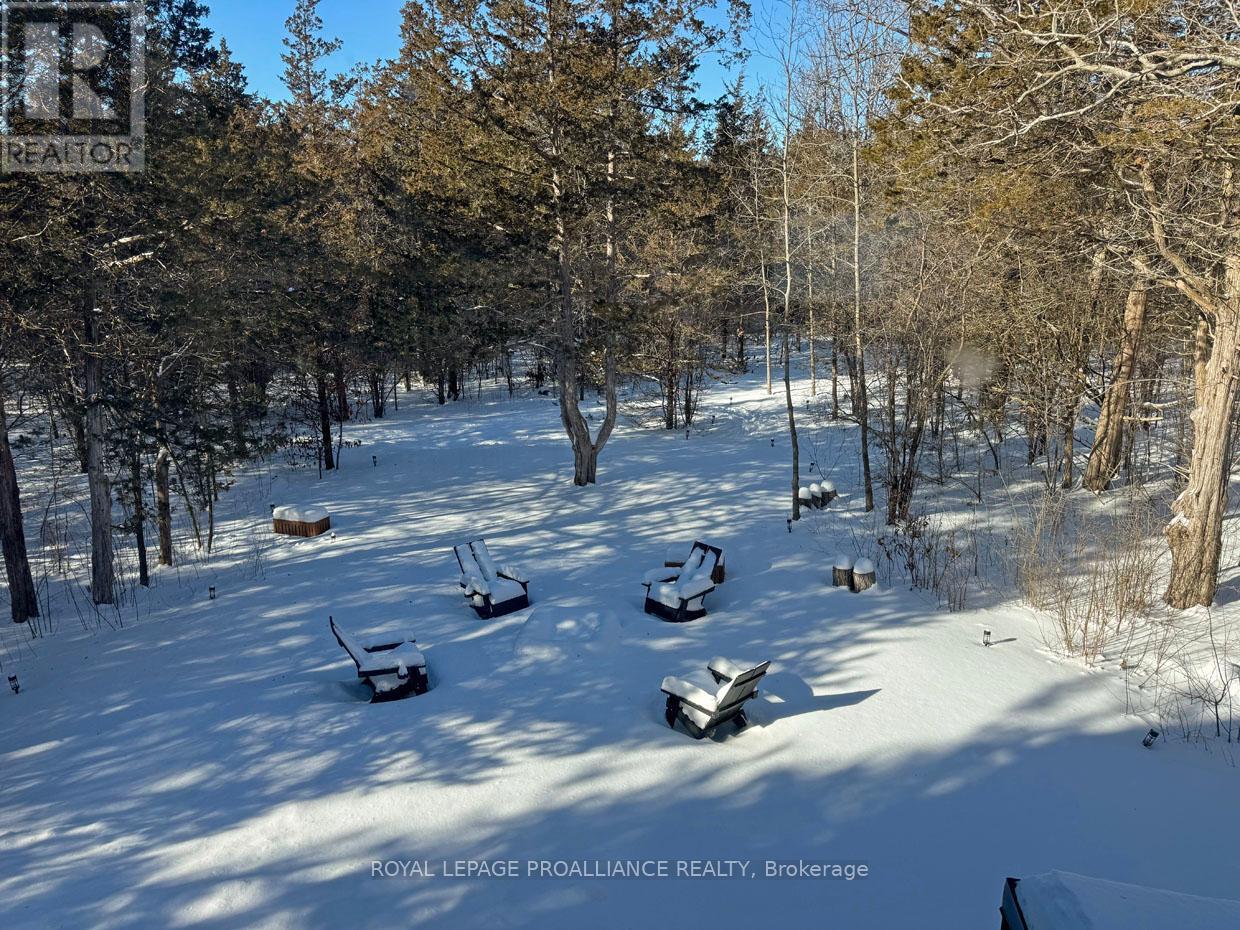 372 Prinyers Cove Crescent, Prince Edward County, Ontario  K0K 2T0 - Photo 20 - X12736504