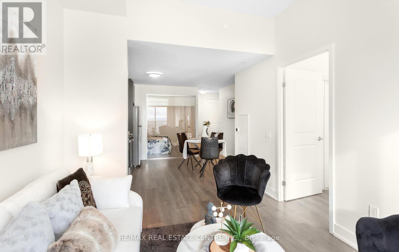 2208 - 202 Burnhamthorpe Road E, Mississauga, Ontario  L5A 0B2 - Photo 13 - W12737210