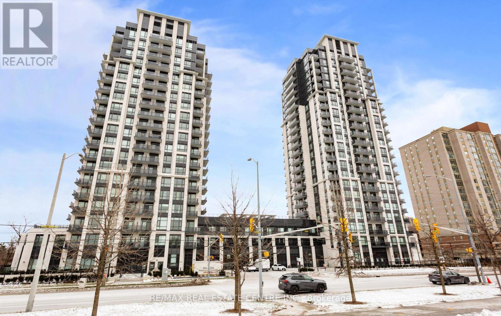 2208 - 202 Burnhamthorpe Road E, Mississauga, Ontario  L5A 0B2 - Photo 2 - W12737210