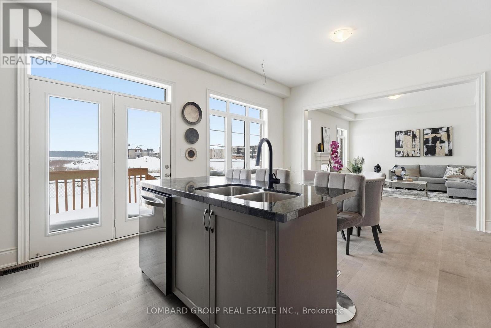 37 North Park Boulevard, Oakville, Ontario  L6M 0W8 - Photo 14 - W12737300