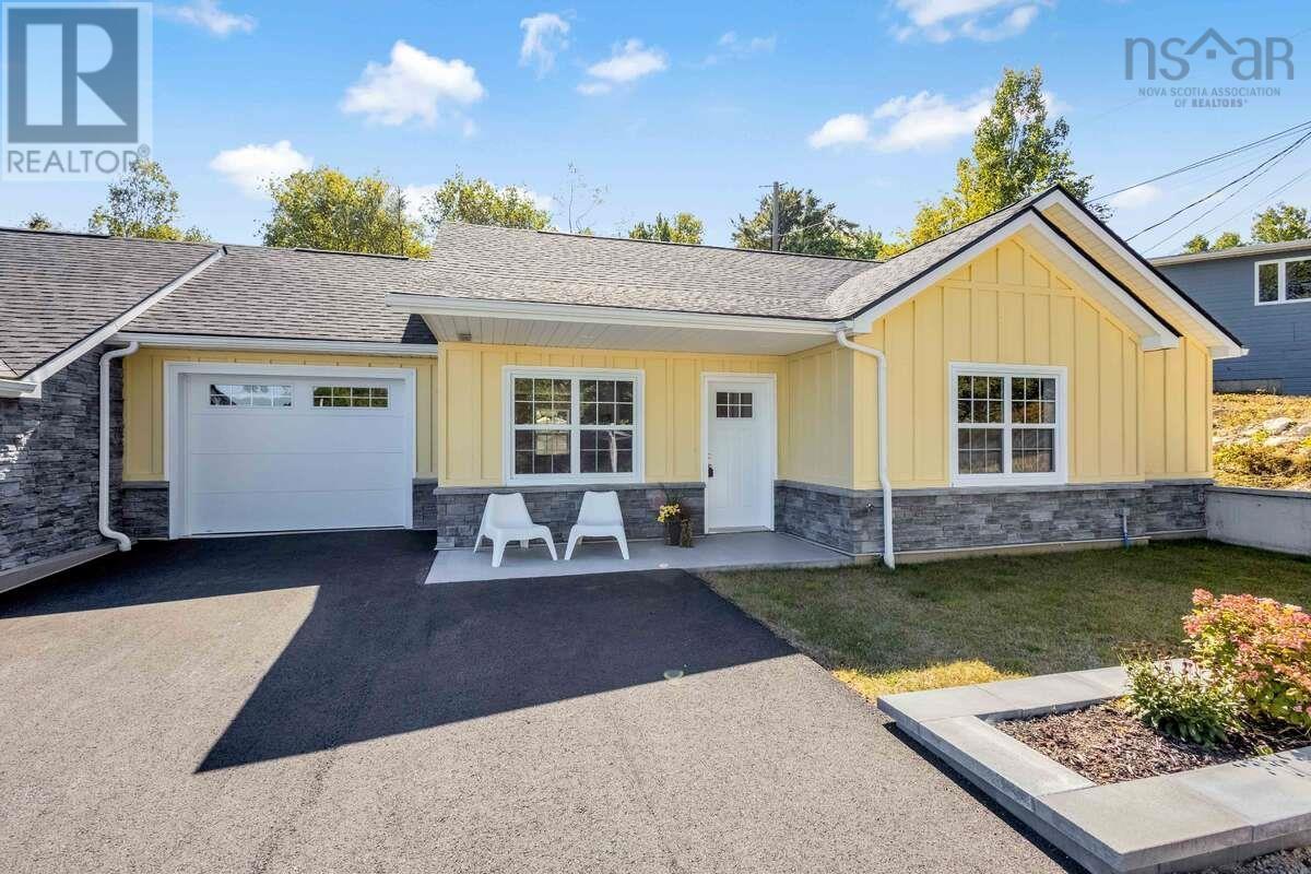 11 Lions Club Road, Fox Point, Nova Scotia