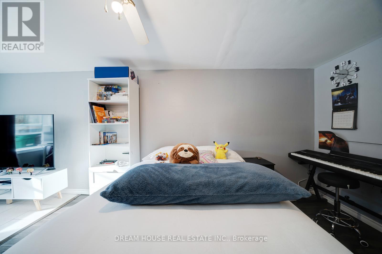 2048 Walker Avenue, Peterborough, Ontario  K9L 1S1 - Photo 28 - X12737248