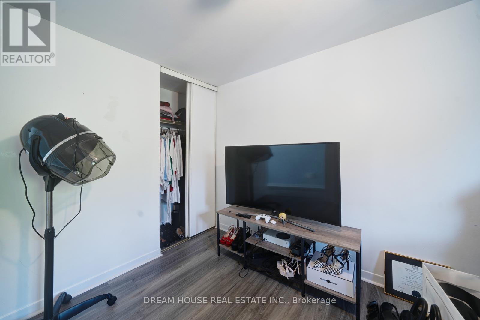 2048 Walker Avenue, Peterborough, Ontario  K9L 1S1 - Photo 32 - X12737248