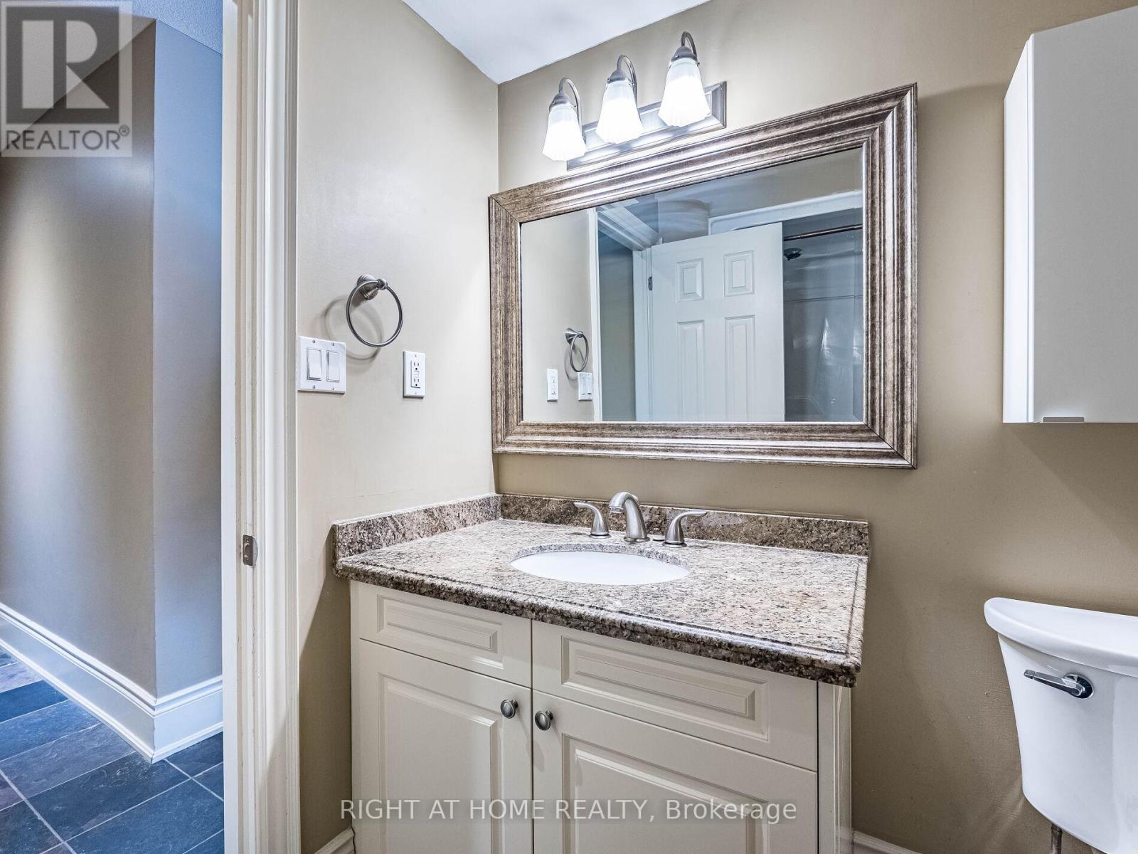 302 - 283 King Street E, Hamilton, Ontario  L8N 1B9 - Photo 19 - X12737280