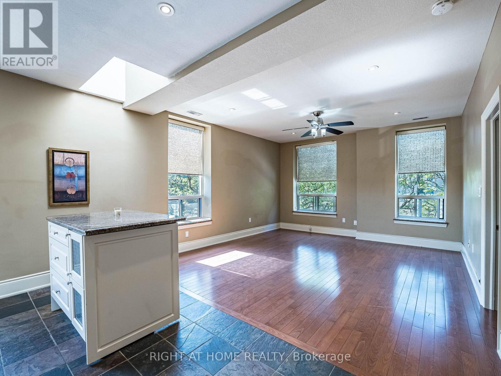 302 - 283 King Street E, Hamilton, Ontario  L8N 1B9 - Photo 20 - X12737280