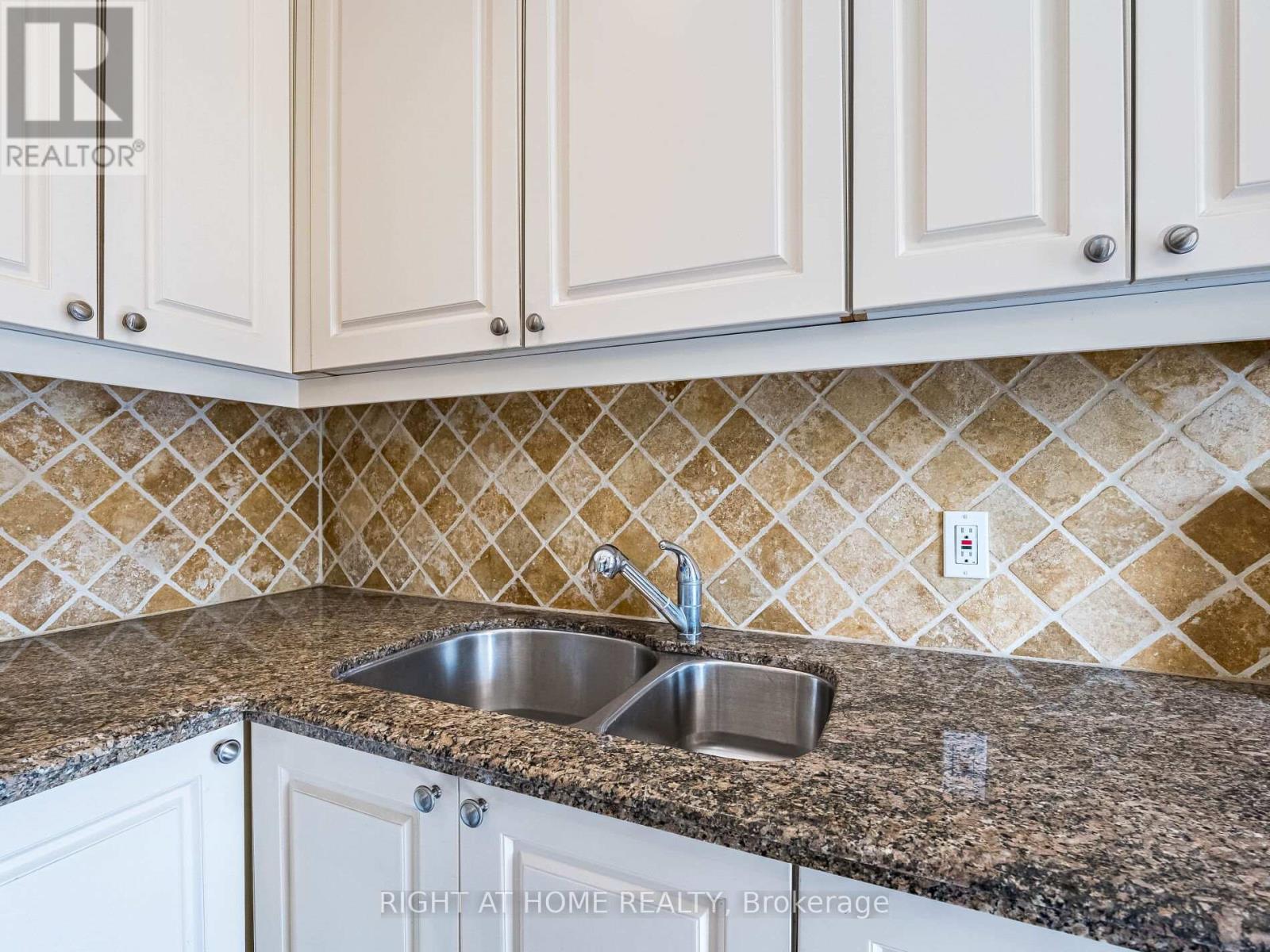 302 - 283 King Street E, Hamilton, Ontario  L8N 1B9 - Photo 30 - X12737280