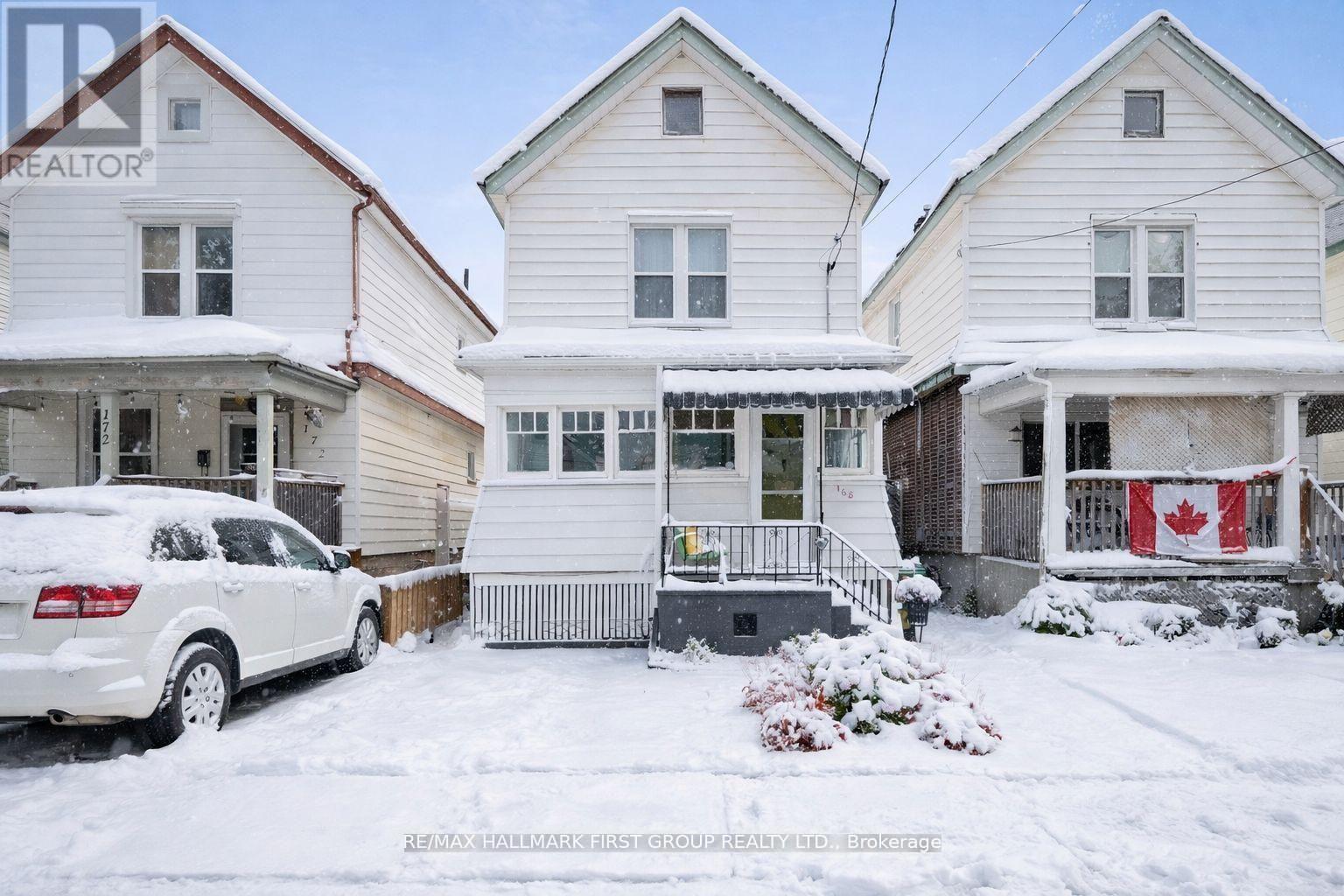 168 Adeline Street, Peterborough, Ontario  K9J 5E3 - Photo 2 - X12737304