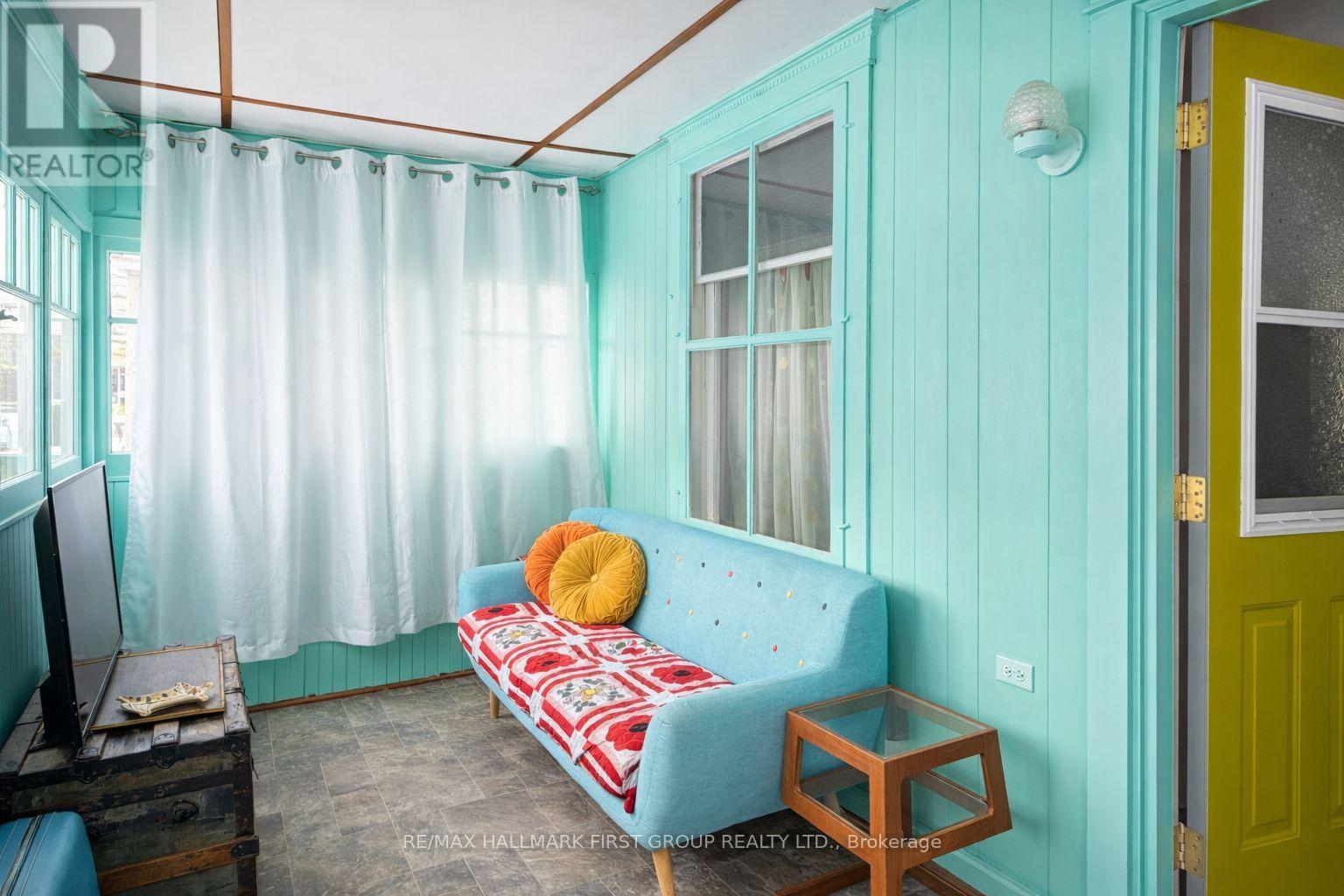 168 Adeline Street, Peterborough, Ontario  K9J 5E3 - Photo 5 - X12737304