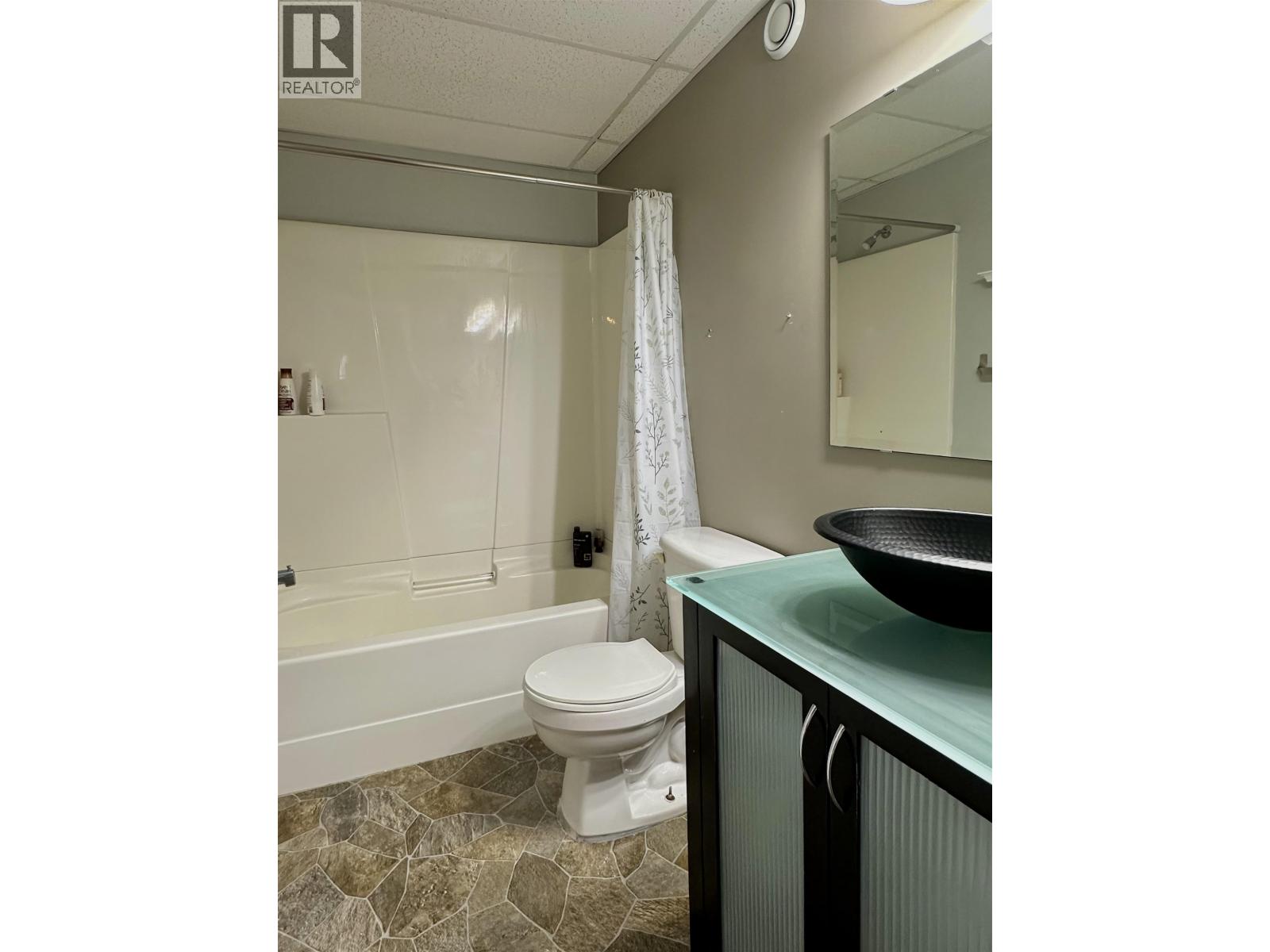 4405 Heritage Crescent, Fort Nelson, British Columbia  V0C 1R0 - Photo 12 - R3084148