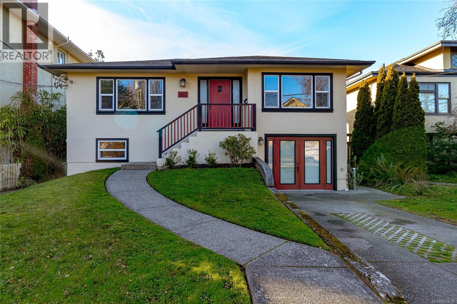 160 Joseph St, Victoria, British Columbia V8S 3H5 - Photo 46 - 1024578