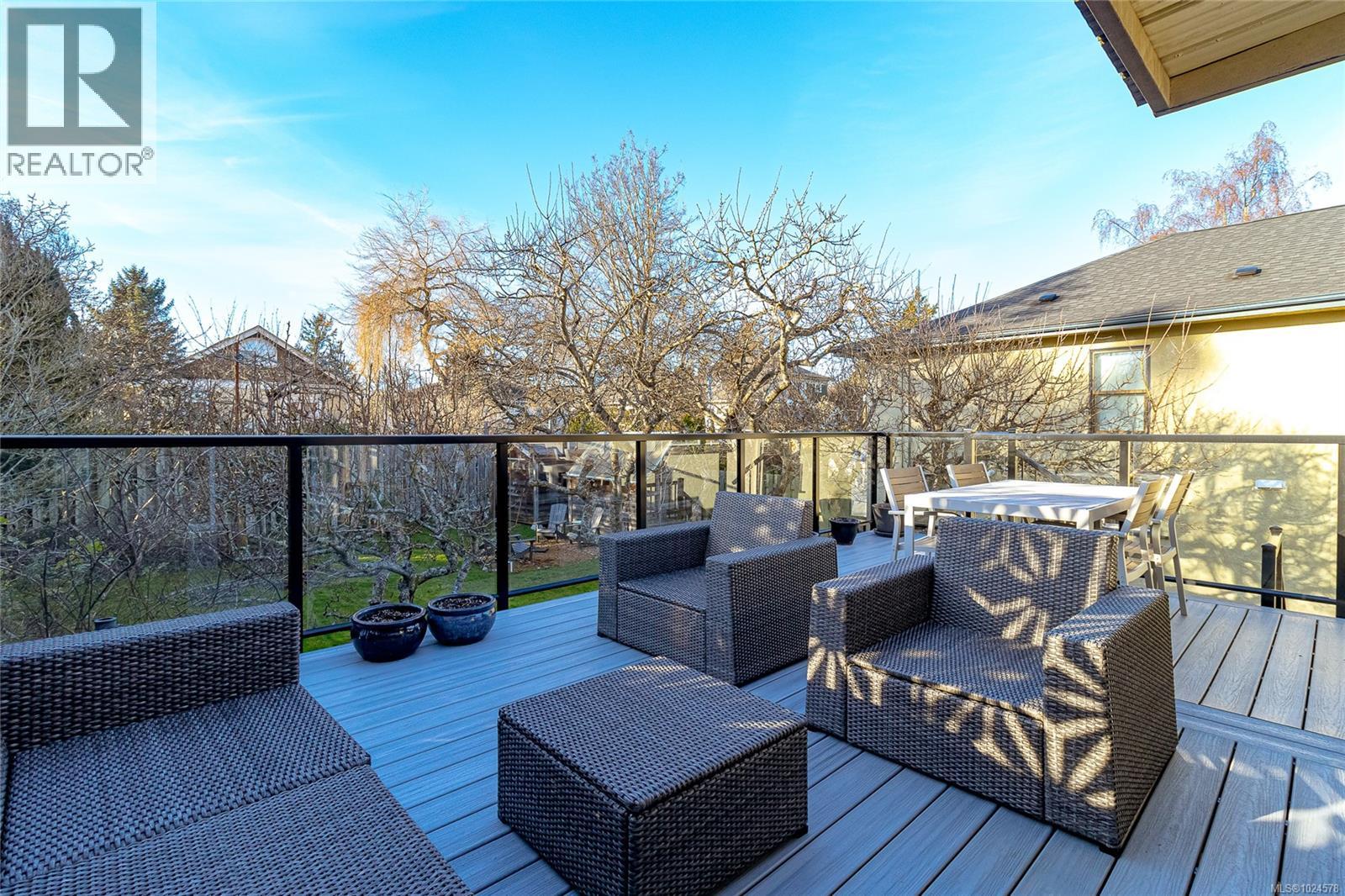 160 Joseph St, Victoria, British Columbia V8S 3H5 - Photo 20 - 1024578