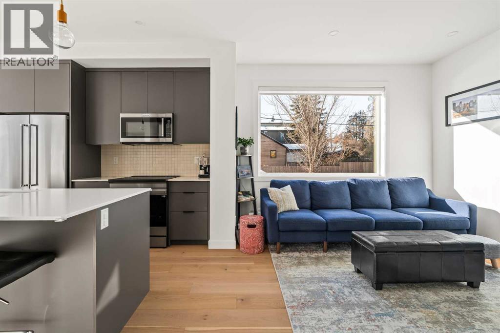 1940 Bowness Road Nw, Calgary, Alberta  T2N 3K6 - Photo 13 - A2282181