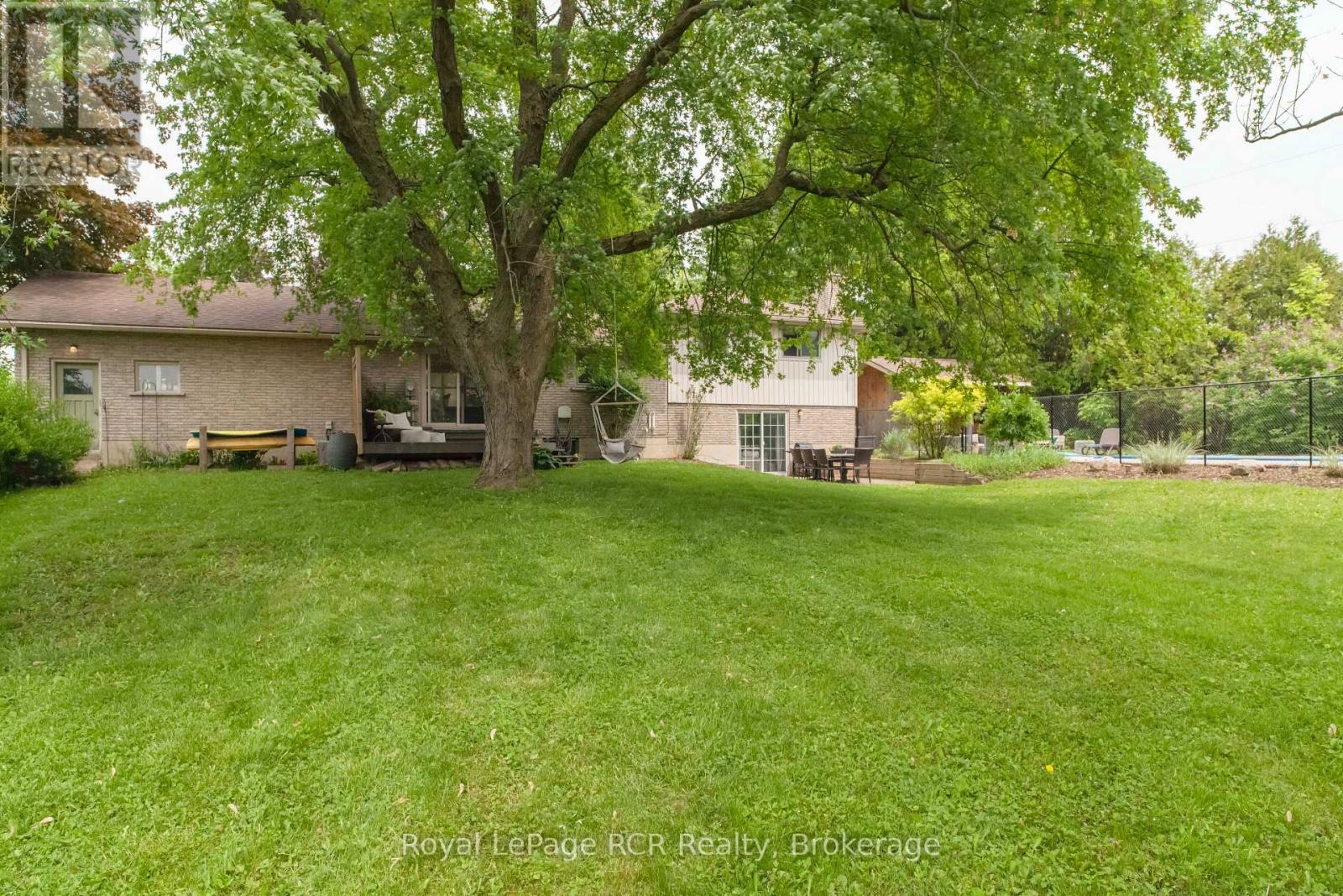 202122 21 Highway, Georgian Bluffs, Ontario  N4K 5N7 - Photo 39 - X12737334