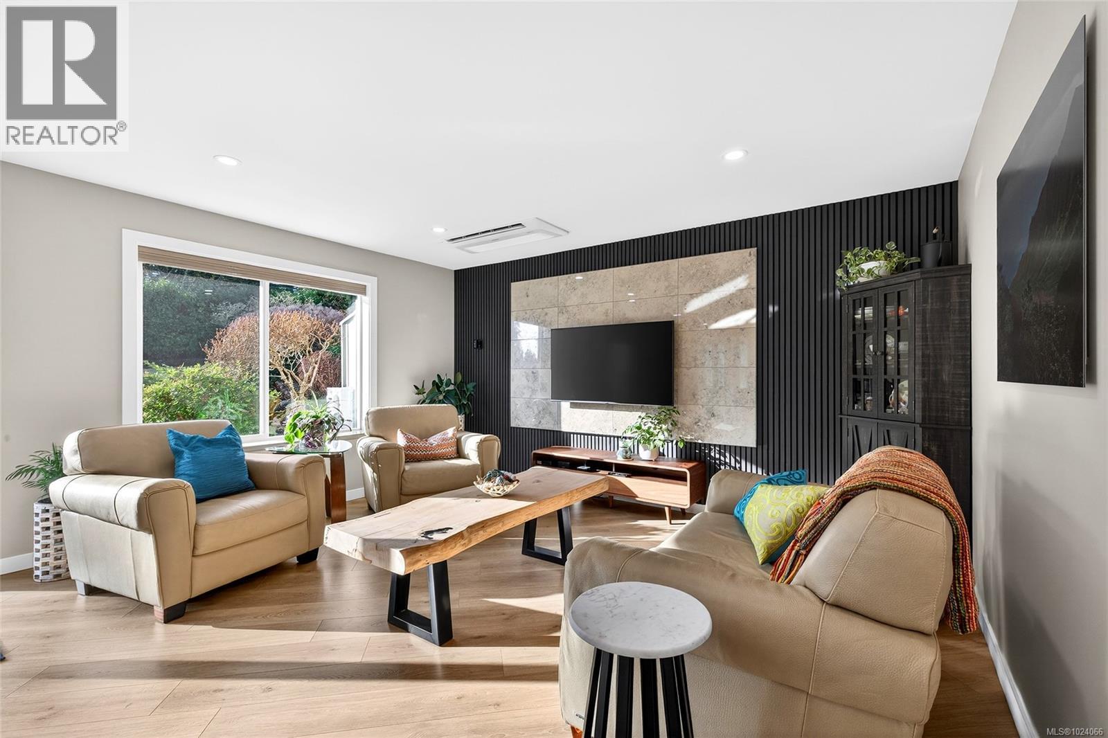 13 295 Lower Ganges Rd, Salt Spring, British Columbia V8K 1T3 - Photo 9 - 1024066