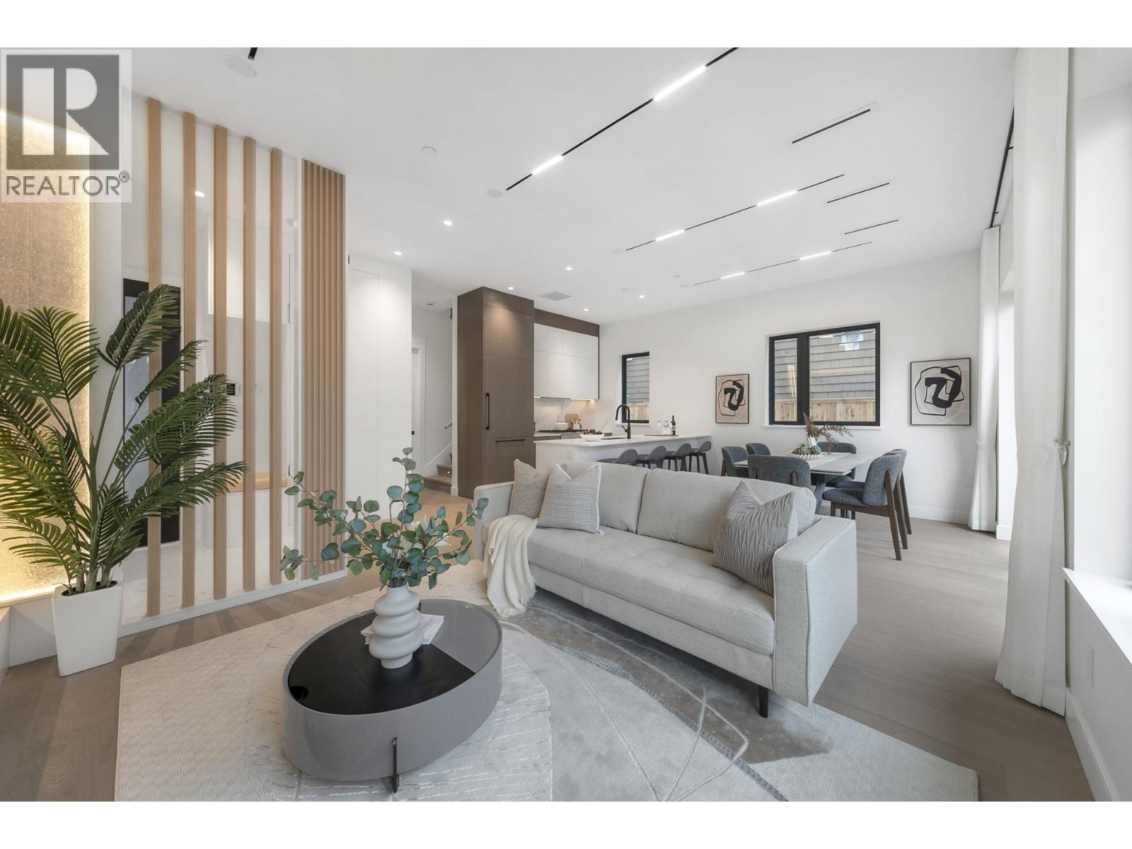 Listing Picture 6 of 37 : 2 4023 W 18TH AVENUE, Vancouver / 溫哥華 - 魯藝地產 Yvonne Lu Group - MLS Medallion Club Member