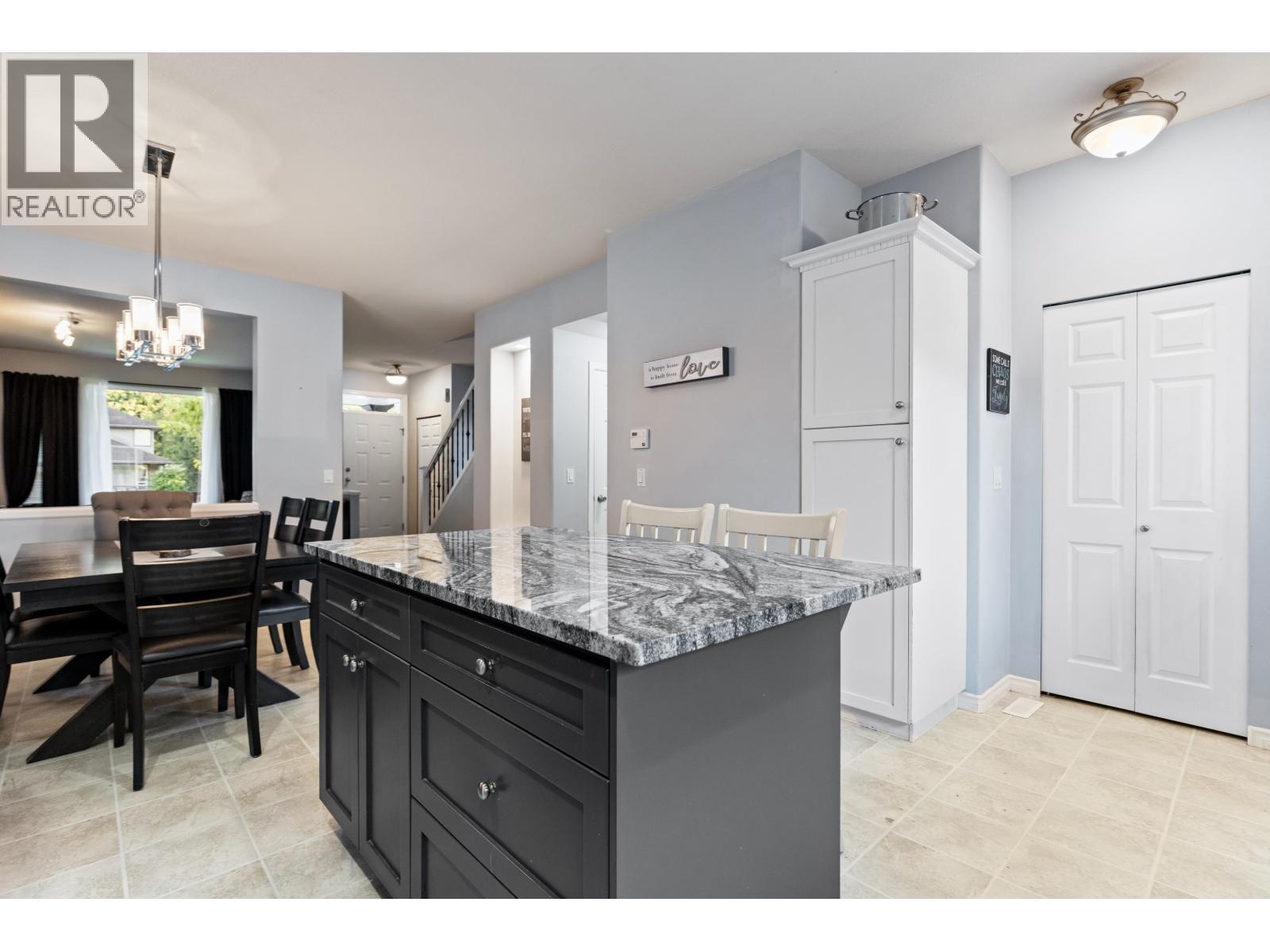 24107 102 Avenue, Maple Ridge, British Columbia  V2W 2A2 - Photo 13 - R3076564