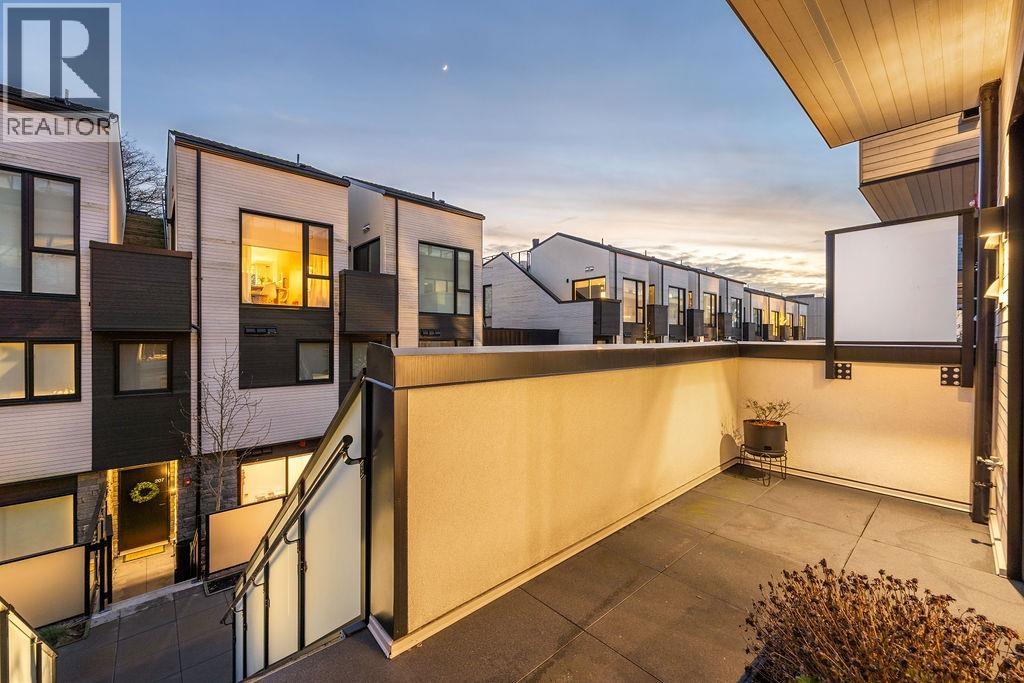 223 650 E 2nd Street, North Vancouver, British Columbia  V7L 1E3 - Photo 31 - R3084329