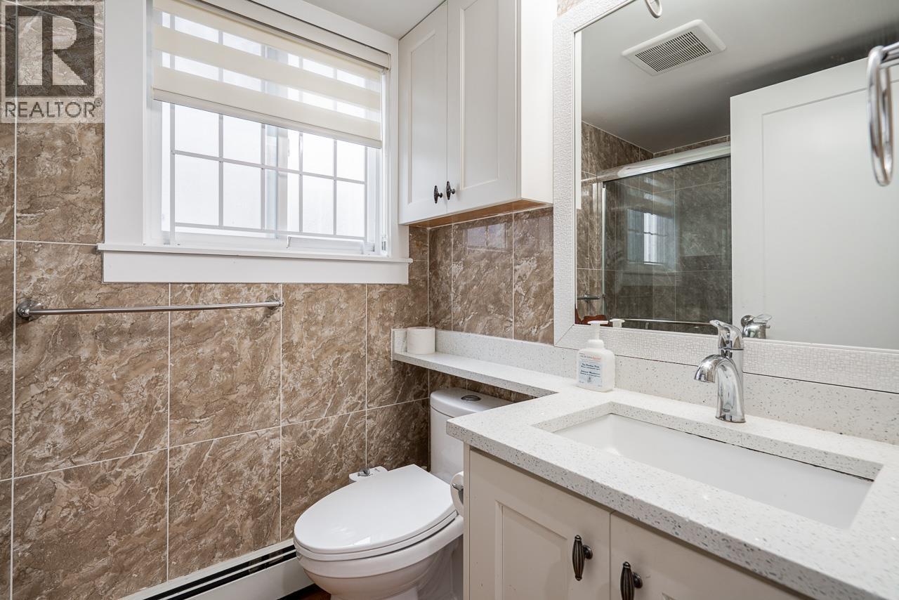 1230 E 51st Avenue, Vancouver, British Columbia V5X 1E8 - Photo 10 - R3084355