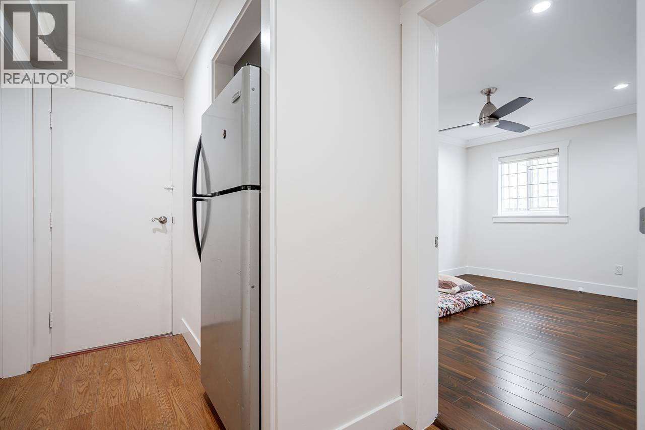 1230 E 51st Avenue, Vancouver, British Columbia V5X 1E8 - Photo 9 - R3084355