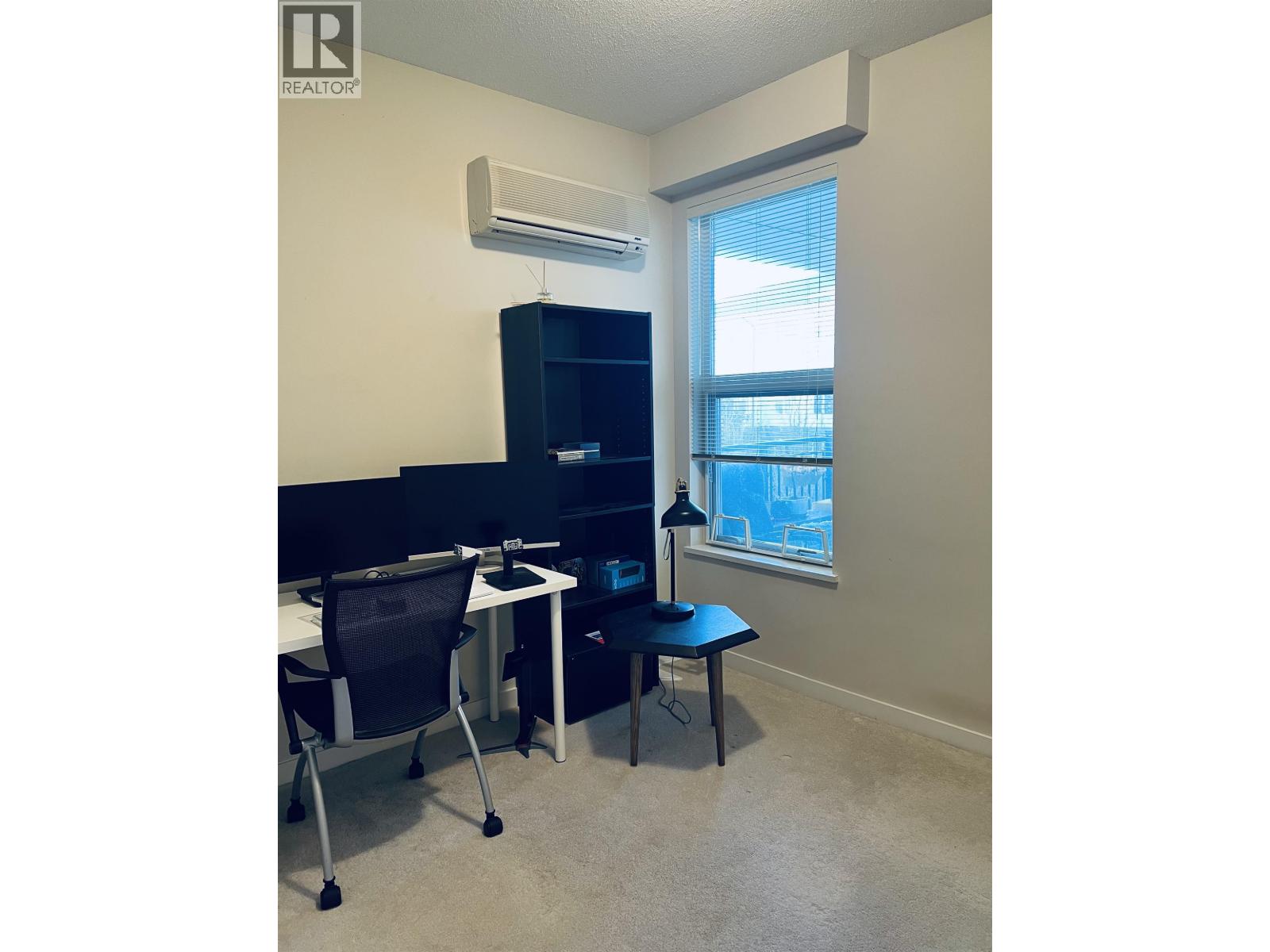 9388 Mckim Way, Richmond, British Columbia  V6P 0J7 - Photo 10 - R3084319