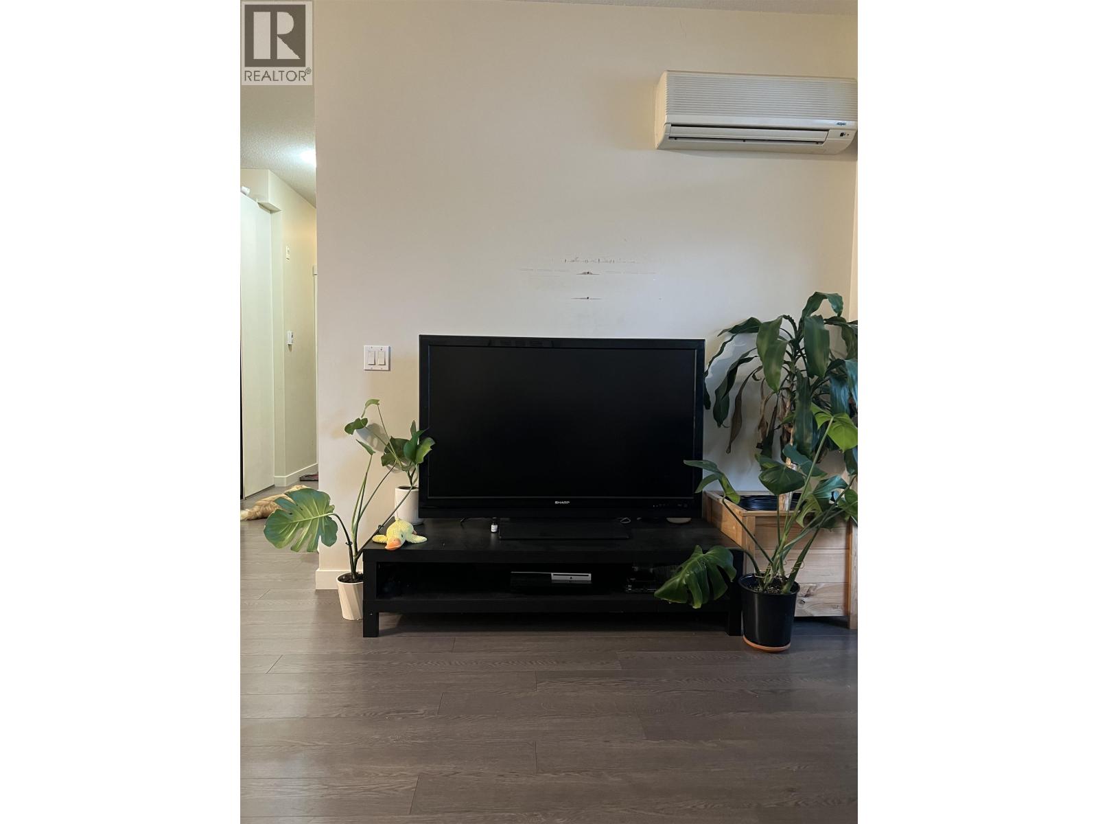 9388 Mckim Way, Richmond, British Columbia  V6P 0J7 - Photo 6 - R3084319