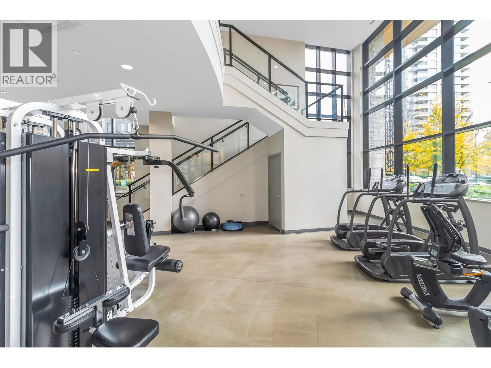 902 3093 Windsor Gate, Coquitlam, British Columbia  V3E 3N2 - Photo 25 - R3084351