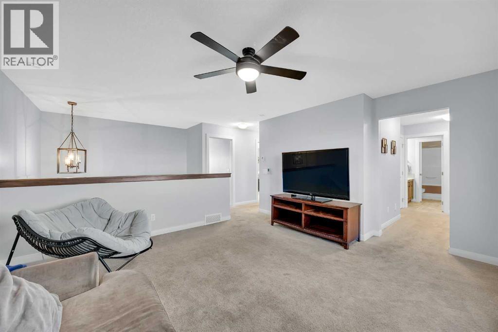 264 Boulder Creek Crescent Se, Langdon, Alberta  T0J 1X3 - Photo 19 - A2272417