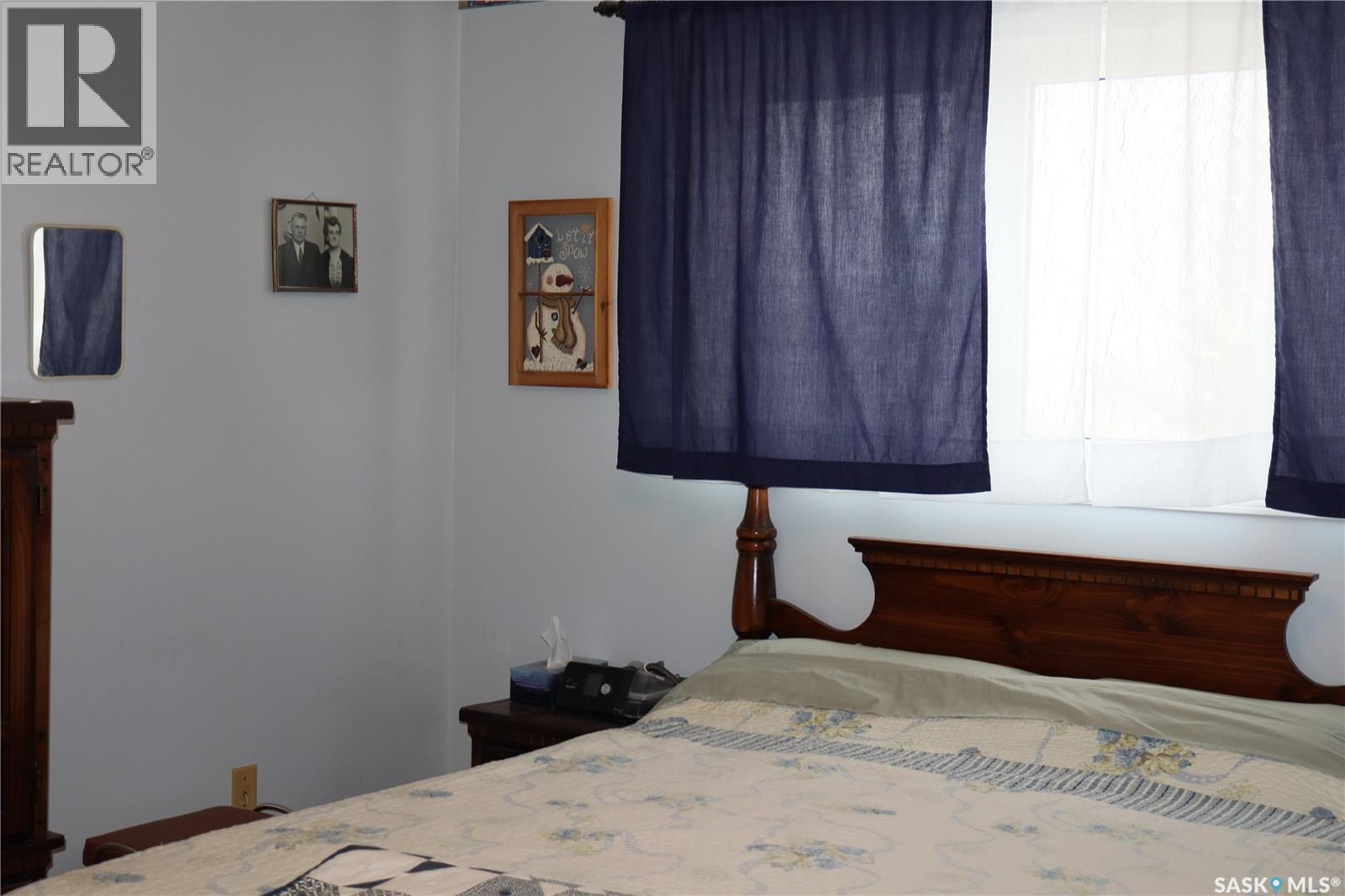 604 5th Avenue W, Assiniboia, Saskatchewan  S0H 0B0 - Photo 9 - SK027503