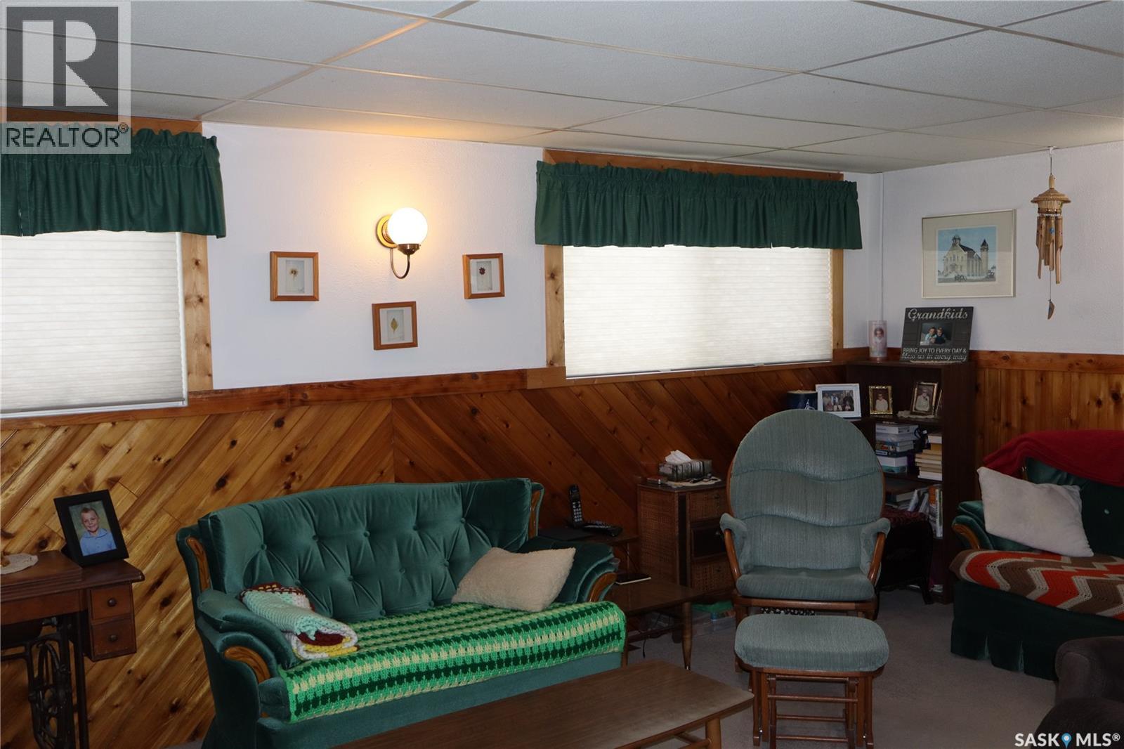 604 5th Avenue W, Assiniboia, Saskatchewan  S0H 0B0 - Photo 22 - SK027503