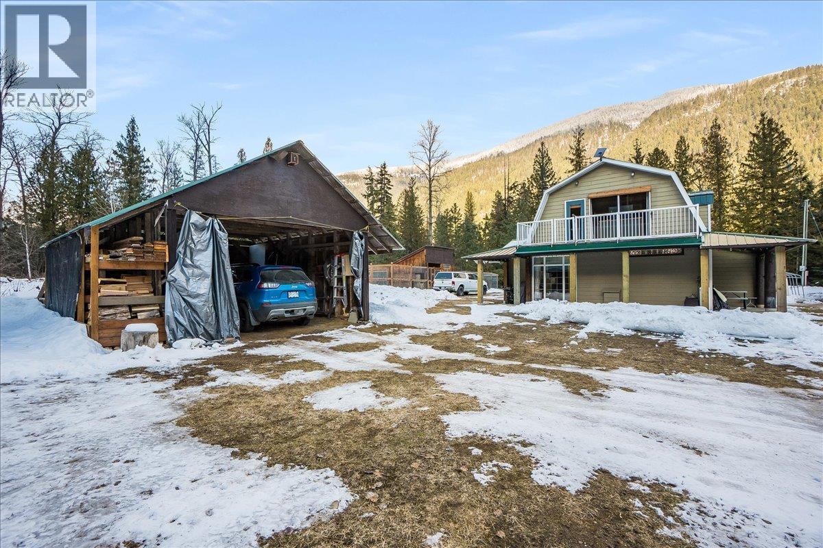 4453 Passmore Upper Road, Passmore, British Columbia V0G 2J0 - Photo 5 - 10373819