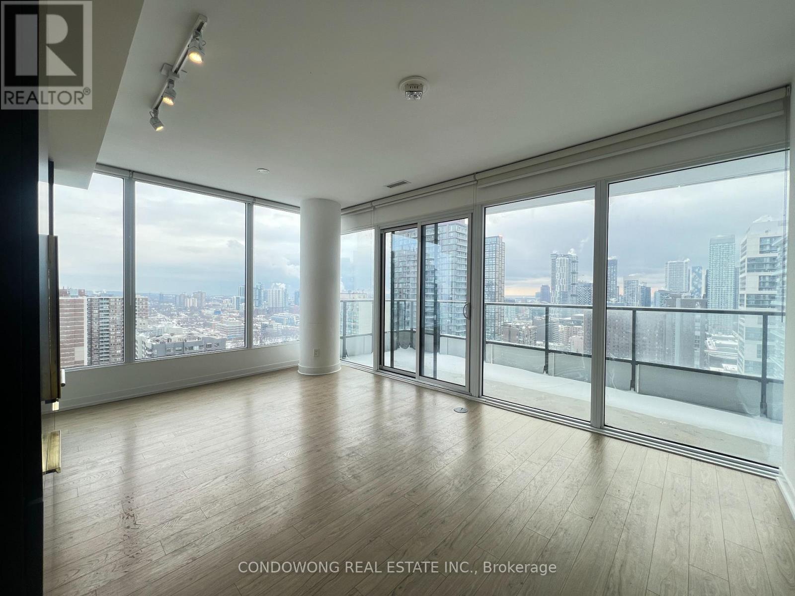 2716 - 85 Wood Street, Toronto, Ontario  M4Y 0E8 - Photo 11 - C12737346