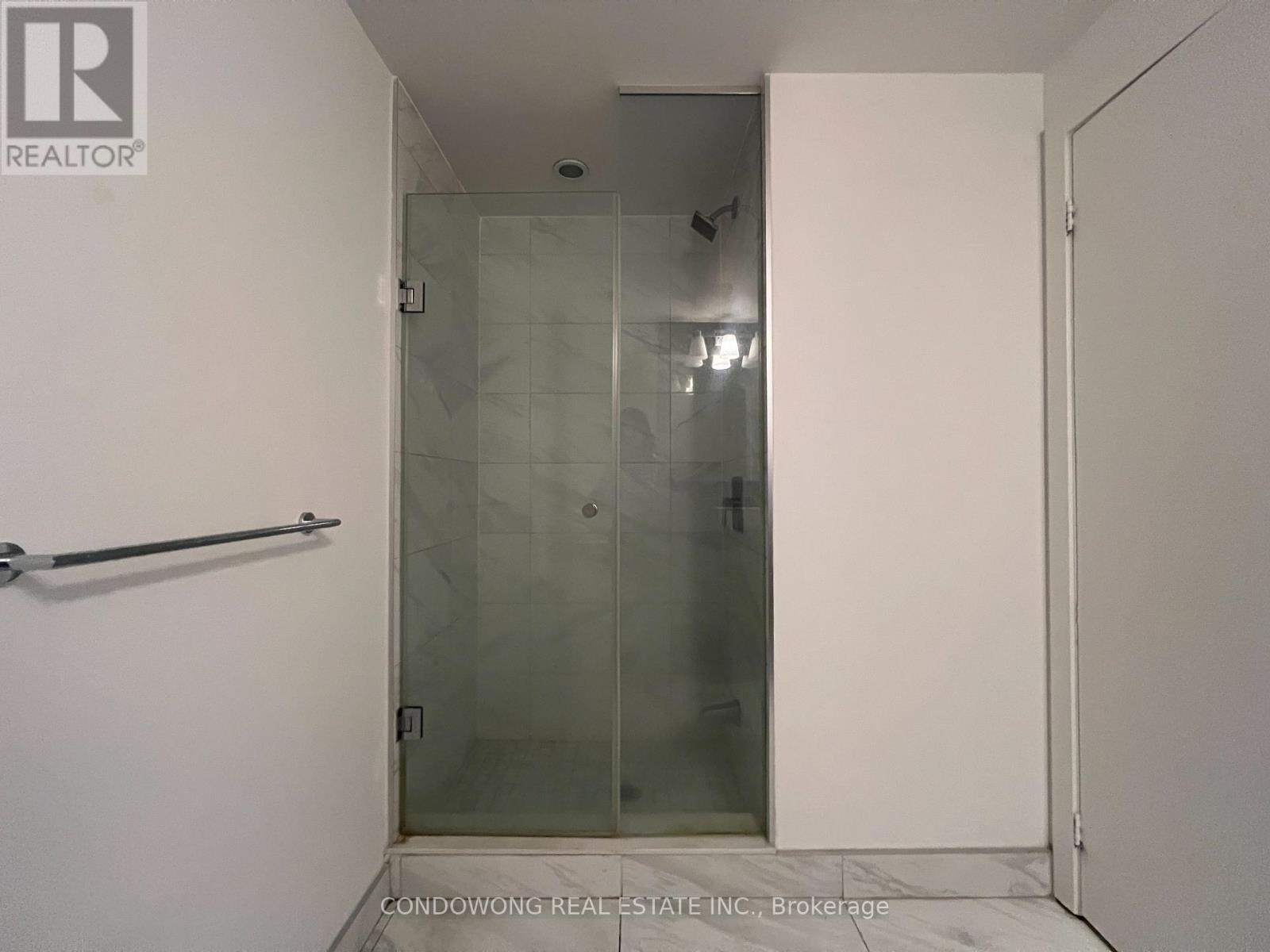 2716 - 85 Wood Street, Toronto, Ontario  M4Y 0E8 - Photo 21 - C12737346