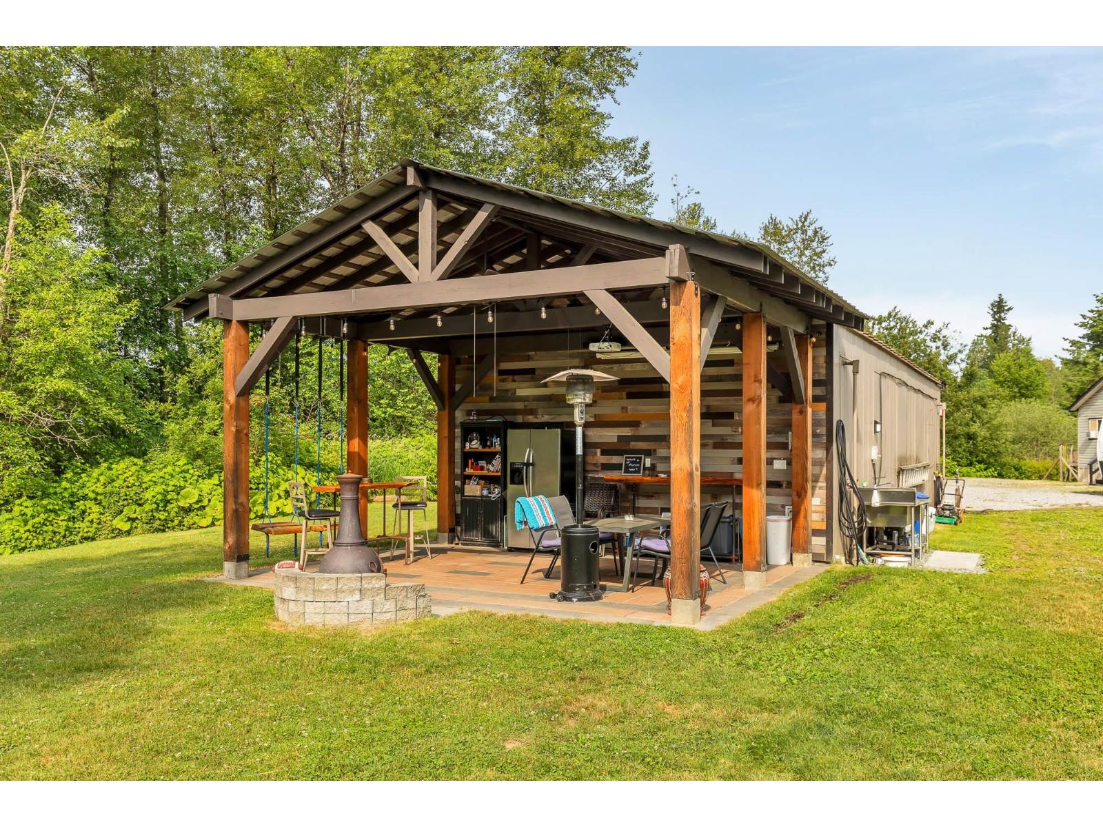 33506 Ihles Avenue, Mission, British Columbia  V2V 6Y1 - Photo 17 - R3084266